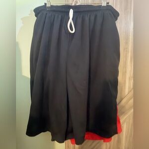 Men’s reversible gym shorts
